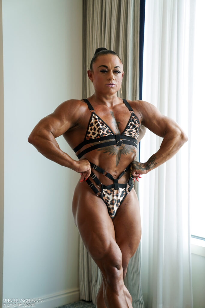 Rachel Daniels physique posing for photoshoot
